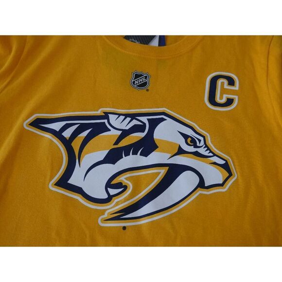 Roman Josi Nashville Predators Fanatics Authentic Player Name & Number T-Shirt M - Picture 4 of 10